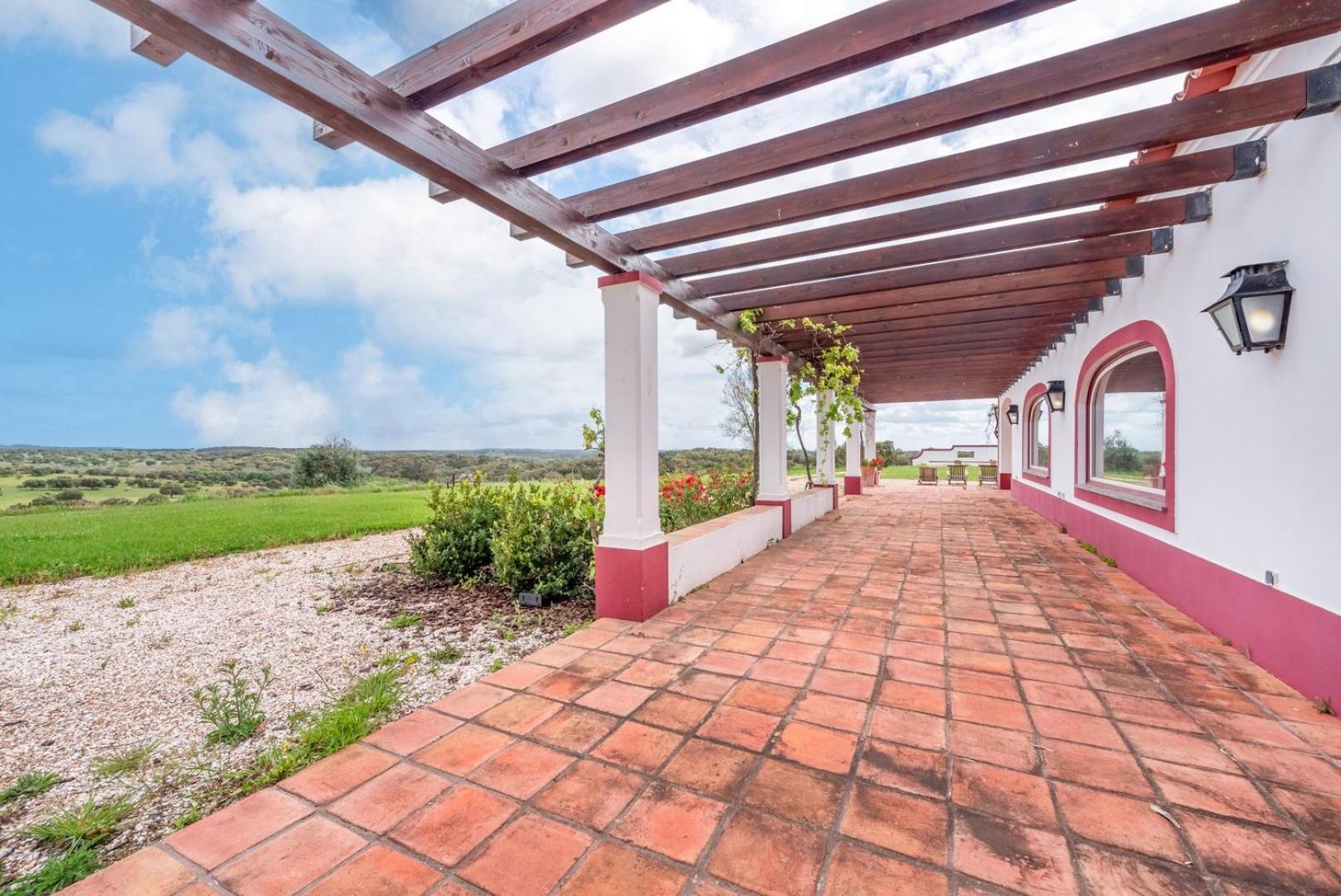 新蒙特莫尔Stunning Mansion In Sao Cristovao别墅 外观 照片