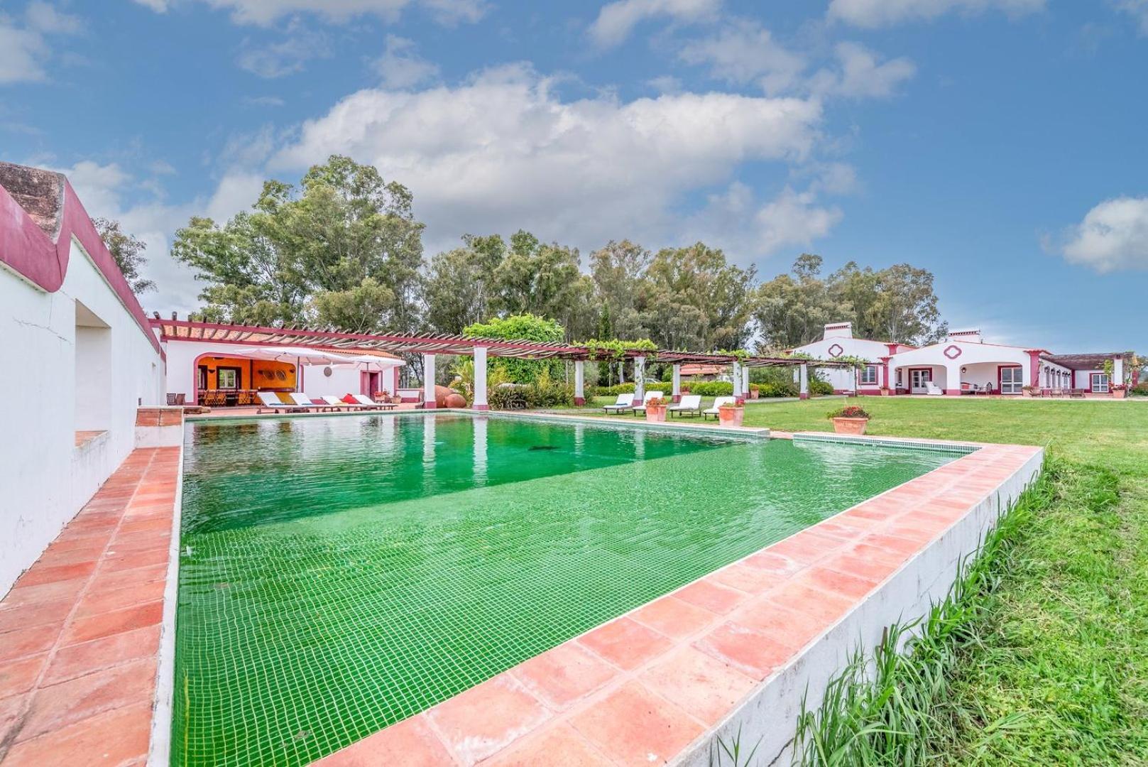 新蒙特莫尔Stunning Mansion In Sao Cristovao别墅 外观 照片
